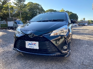 平成31年式　トヨタ・ヴィッツ　F 　セーフティエディション 1000cc