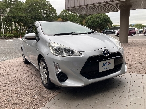 平成28年式　トヨタ・アクア S 1500㏄