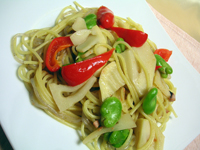 竹の子とそら豆のイカ塩辛パスタ