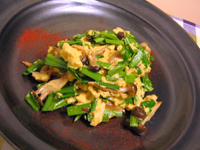 カレーにら玉