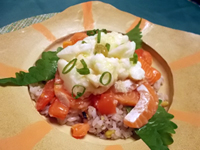 サーモンとトマトのとろろ丼